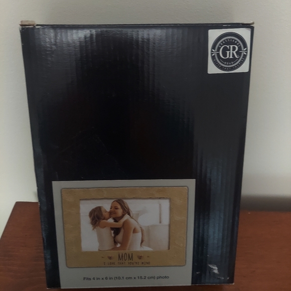 NIB Grasslands Road Mom Frame - Picture 2 of 5